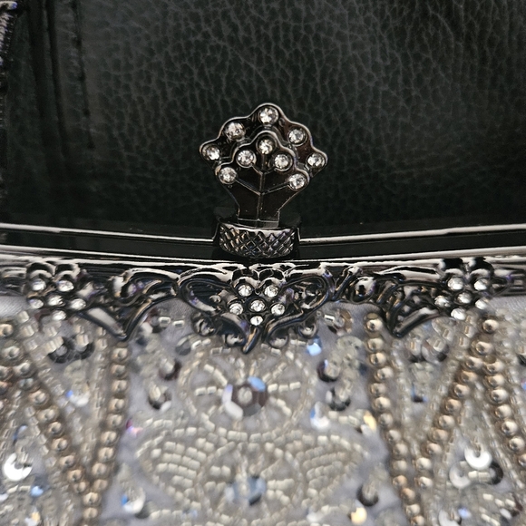Vintage Elegant Silver Embroidered Studded Embellished Formal Handbag Gun Metal - Picture 3 of 10